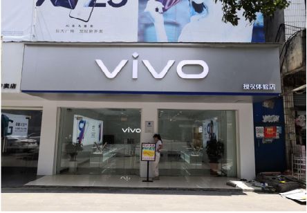 来宾}做一个门店面广告招牌需要多少钱？
